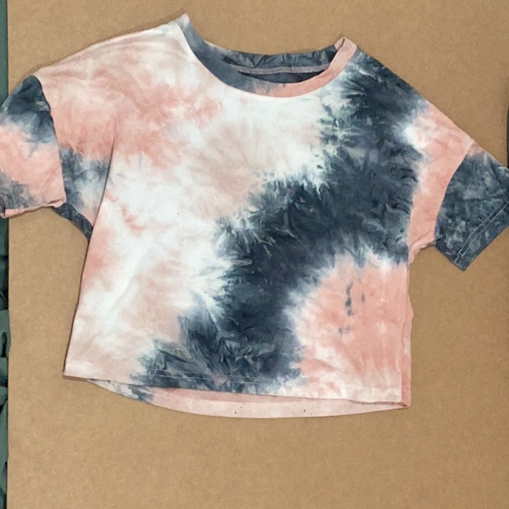 Tie-died cropped tshirt